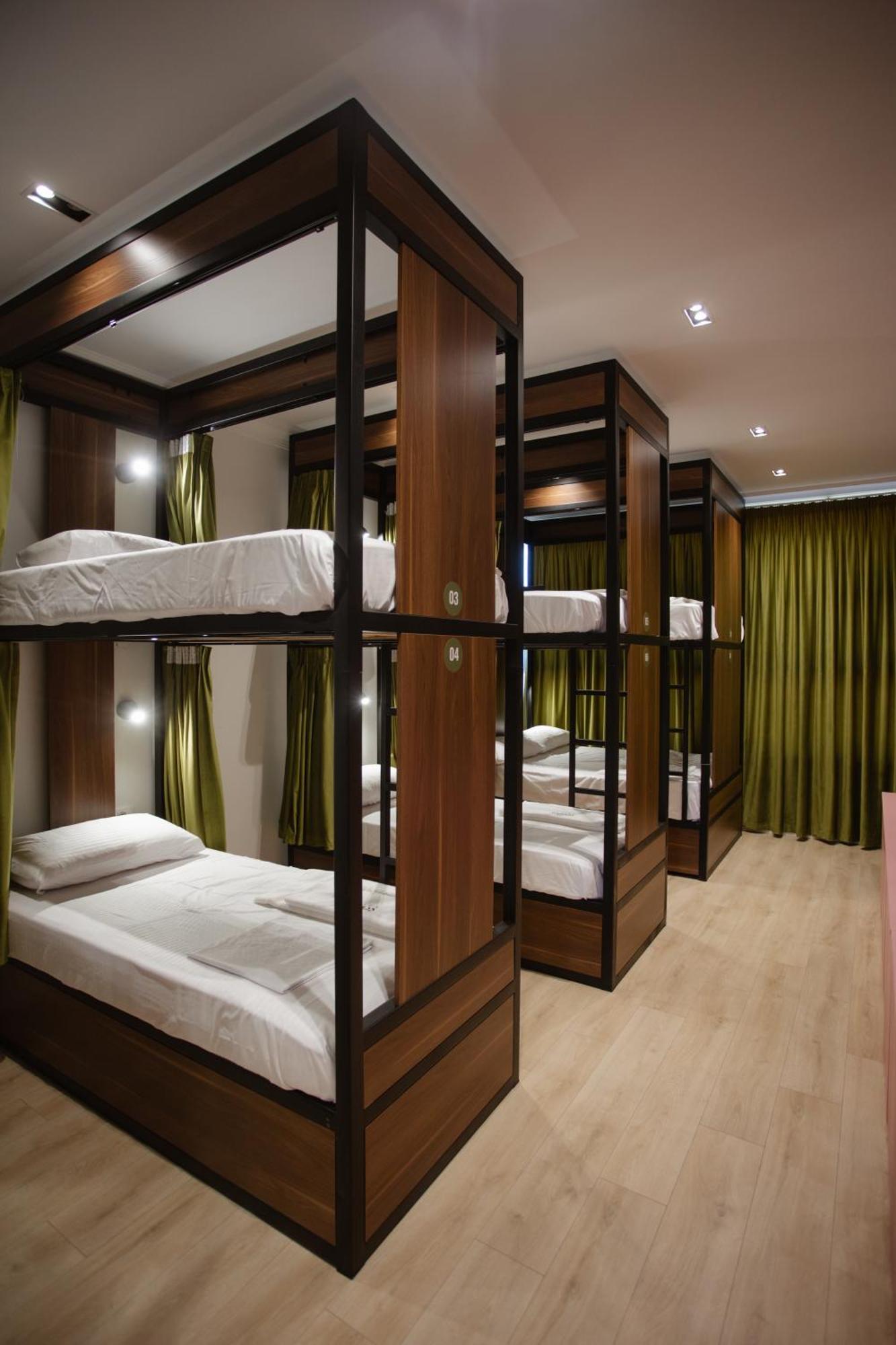 Corner Hostel Шкодер Екстер'єр фото