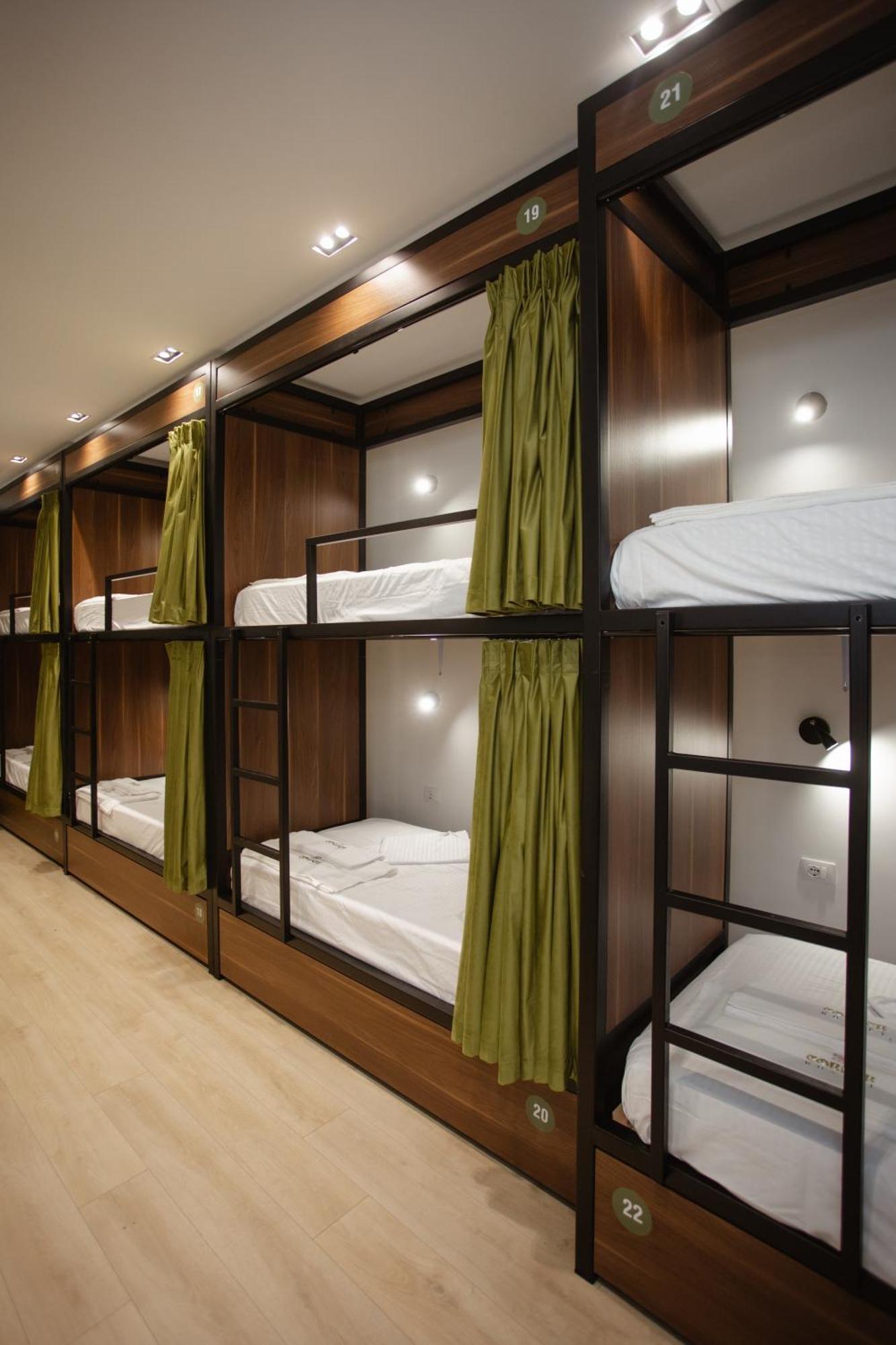 Corner Hostel Шкодер Екстер'єр фото