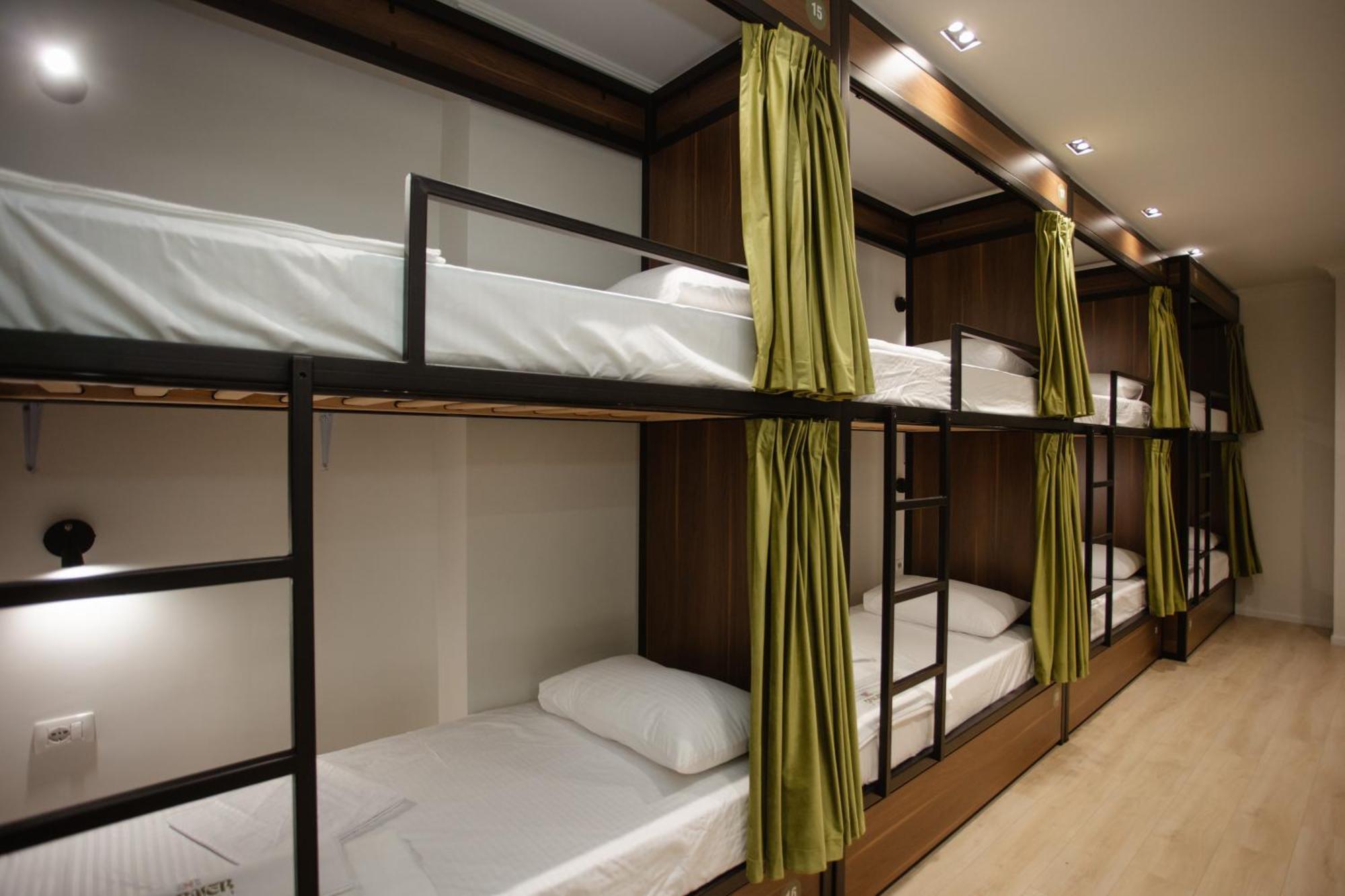 Corner Hostel Шкодер Екстер'єр фото