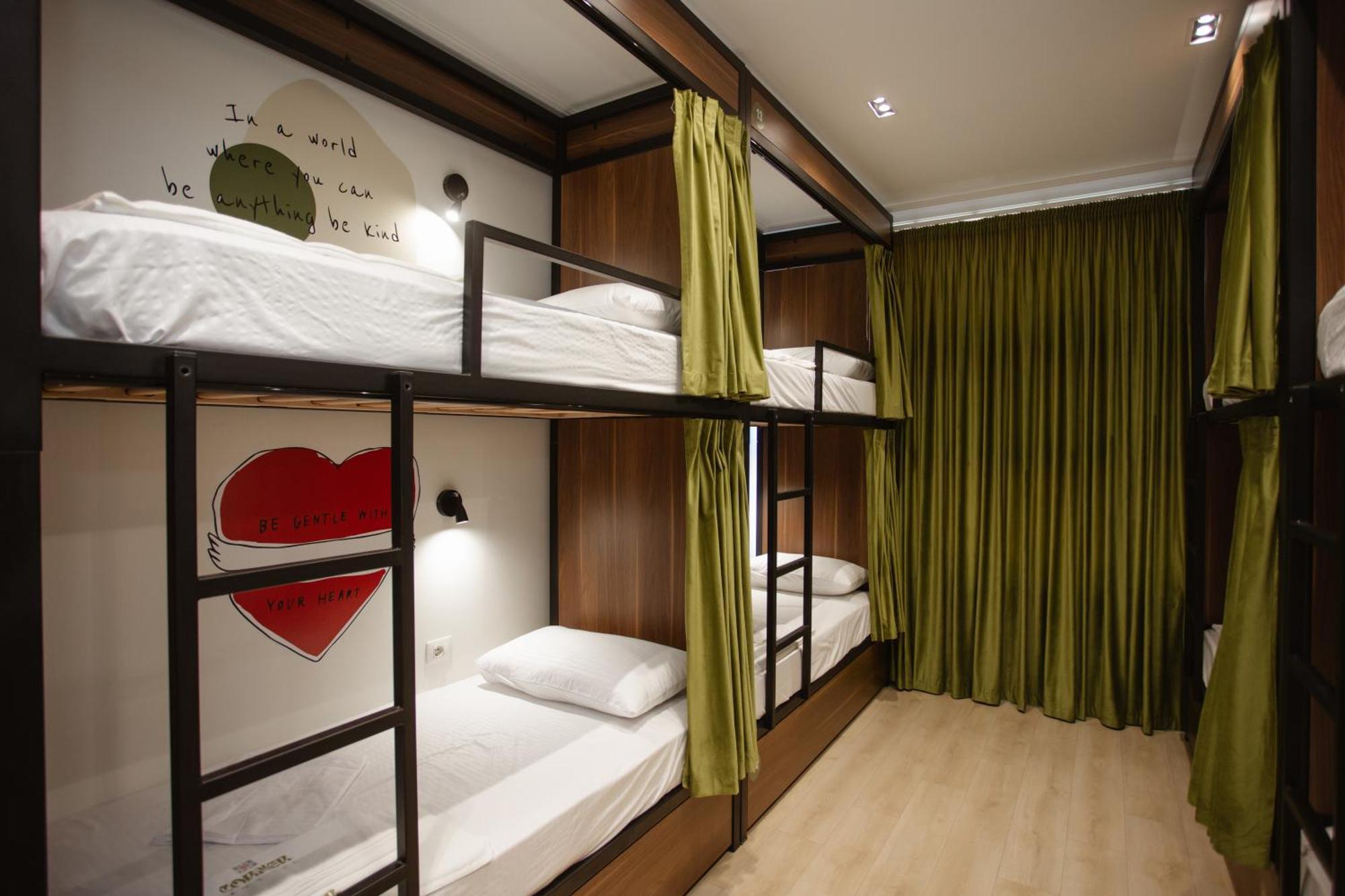 Corner Hostel Шкодер Екстер'єр фото