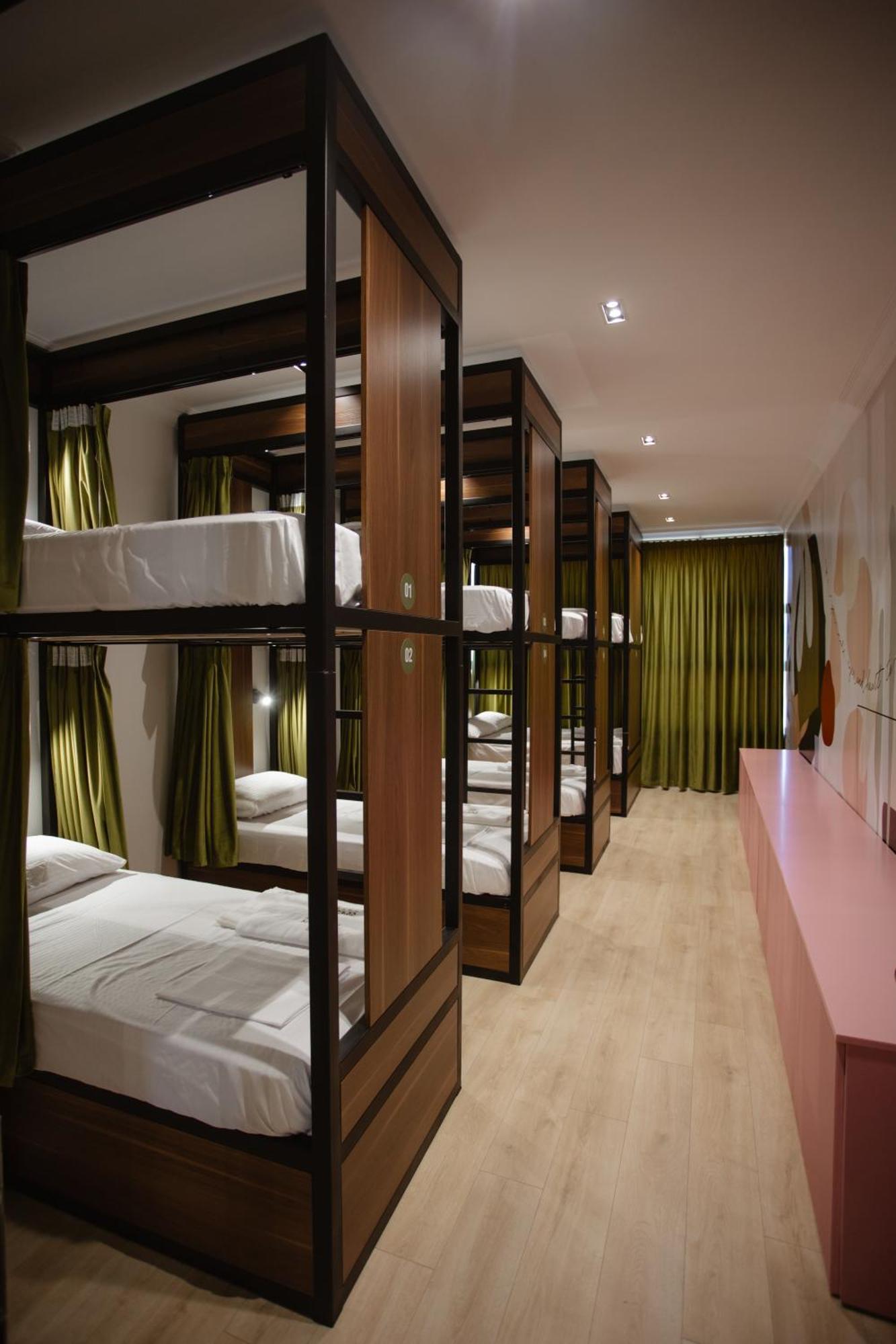Corner Hostel Шкодер Екстер'єр фото